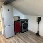 Le Moderne Apartment